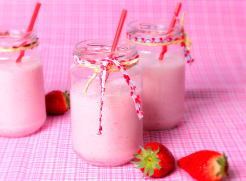 Batido de helado de fresas naturales casero